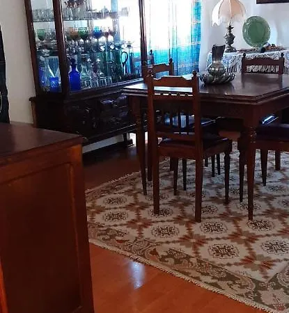 Abril Gouveia (Guarda)